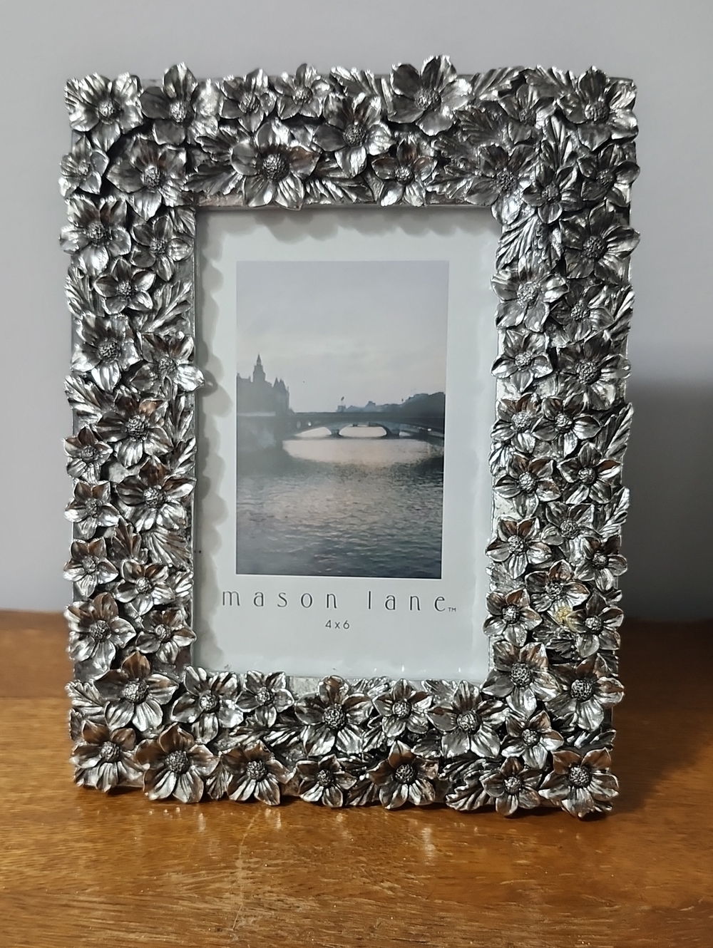 Mason Lane 4x6 Silver Floral 3D Ornate Decorative Picture Frame Flowers